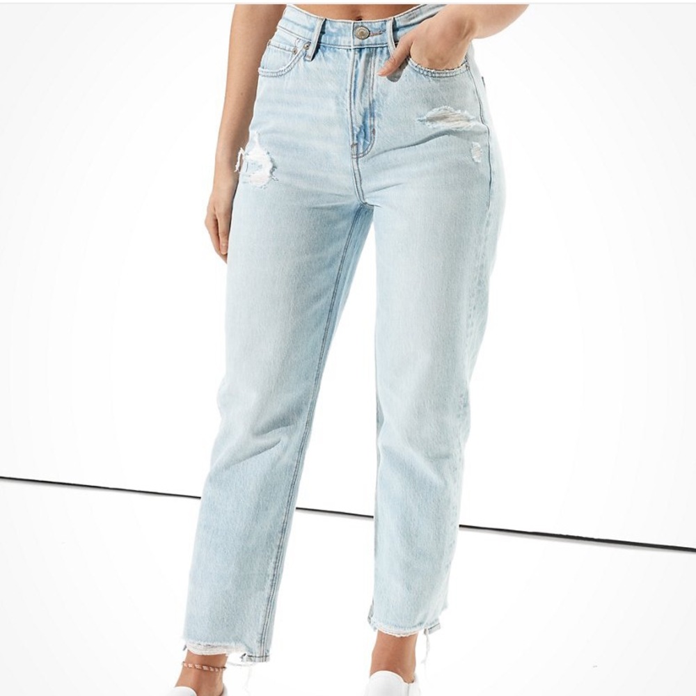 American Eagle highest waist 90s boyfriend jeans, size 10, light wash